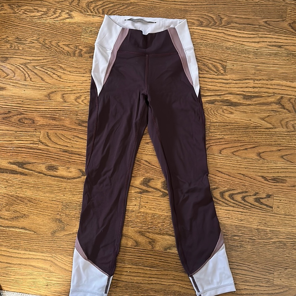 Never worn: Lululemon leggings